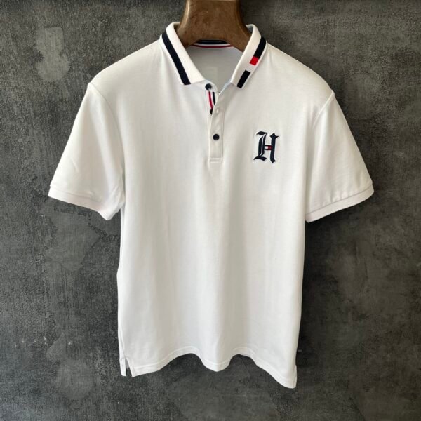 TOMMY HILFIGER T-SHIRT