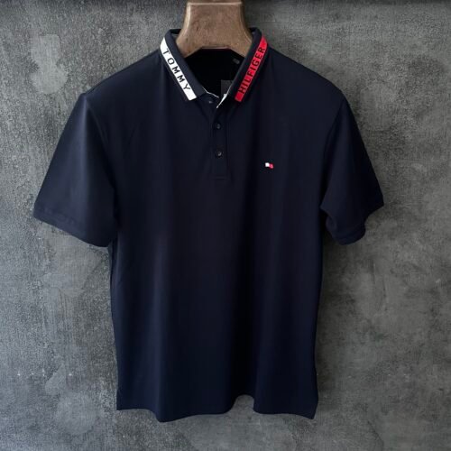 TOMMY HILFIGER T-SHIRT
