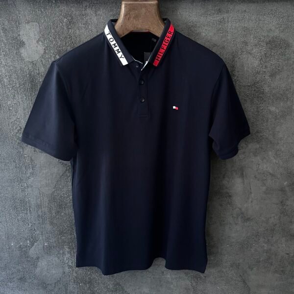 TOMMY HILFIGER T-SHIRT