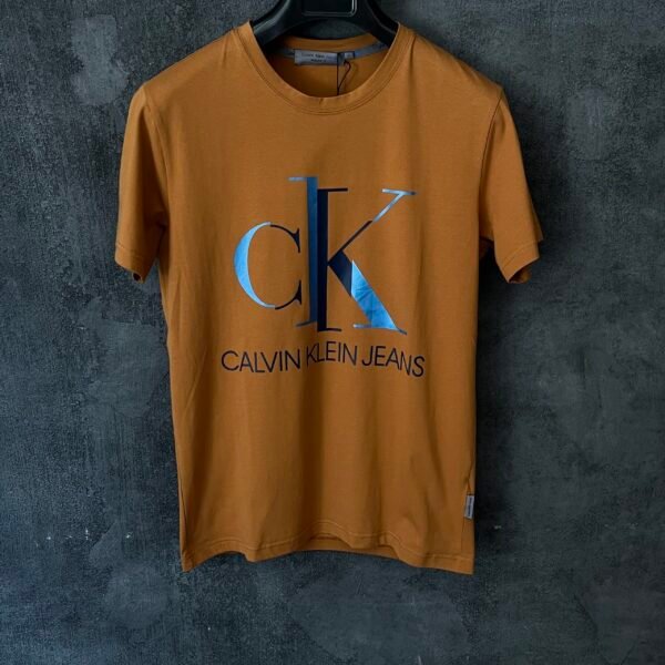 CALVIN KLEIN T-SHIRT
