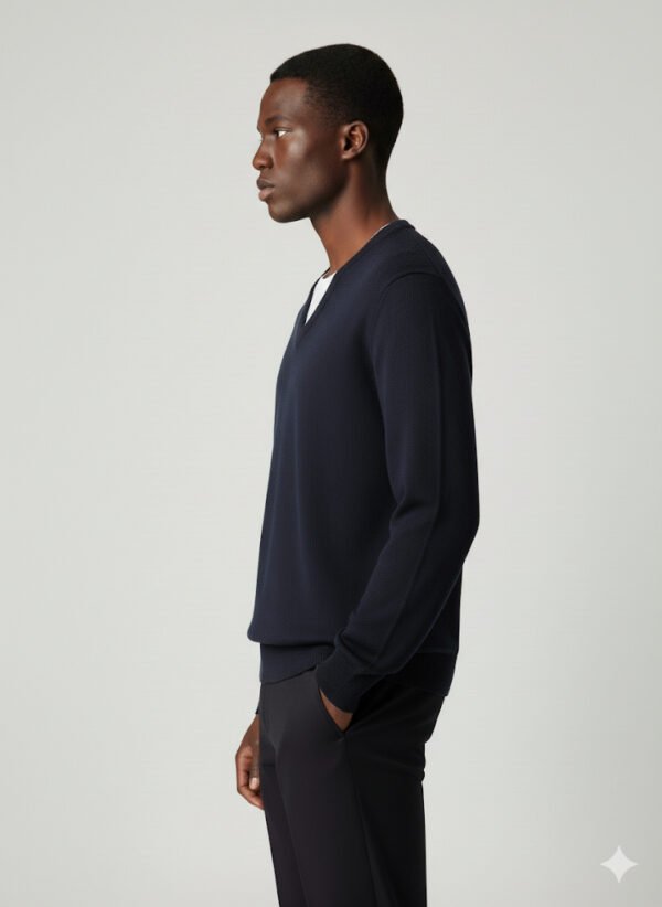 BASIC V-NECK PULLOVER