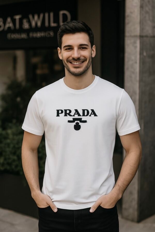 PRADA T-SHIRT