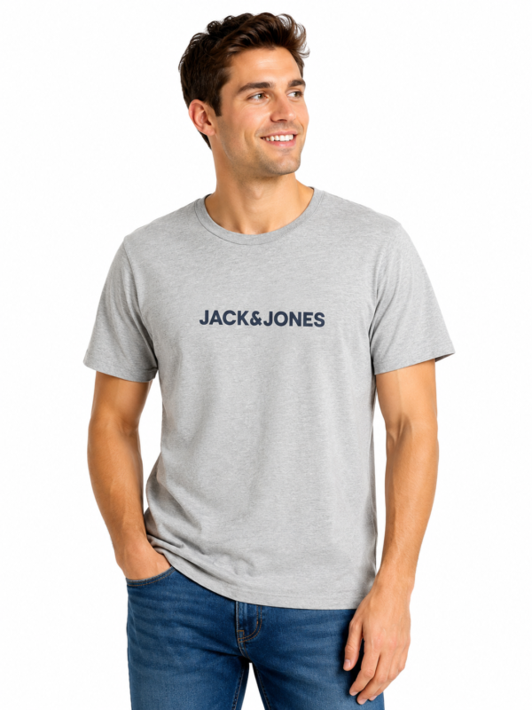 JACK & JONES T-SHIRT